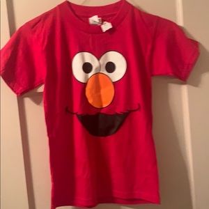 ELMO ACTIVEWEAR RED T-SHIRT SIZE GIRL’S LARGE BABY TEE